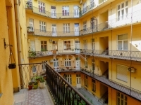 Eladó lakás (téglaépítésű) Budapest XI. kerület, 110m2